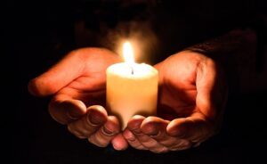 de la sombra a la luz